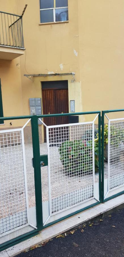Vicino Di Centro E Universita Stanza Con Balcone Perugia Exterior foto